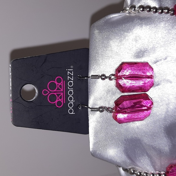 PAPARAZZI Lovely in pink - Picture 2 of 4